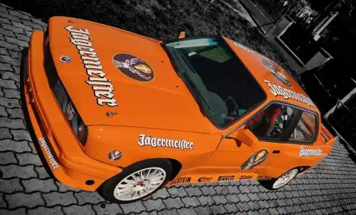 bmw versenyautó jagermeister matrica