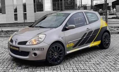 renault clio versenyautó dekor fóliázva